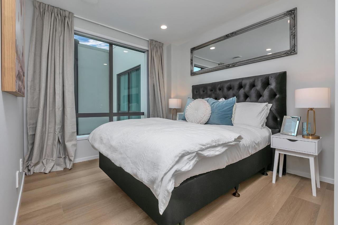 Your Renovated Retreat + Cp โอ๊คแลนด์ ภายนอก รูปภาพ